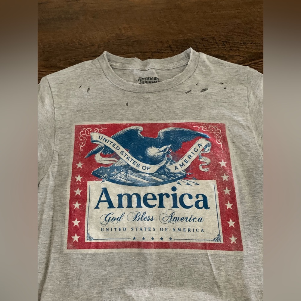Distressed Graphic Tee - Picture 2 of 3
